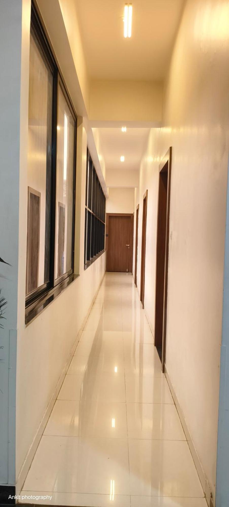 Fabhotel Royal Suits - Nr Mahadji Shinde Chhatri Mundhva Eksteriør bilde